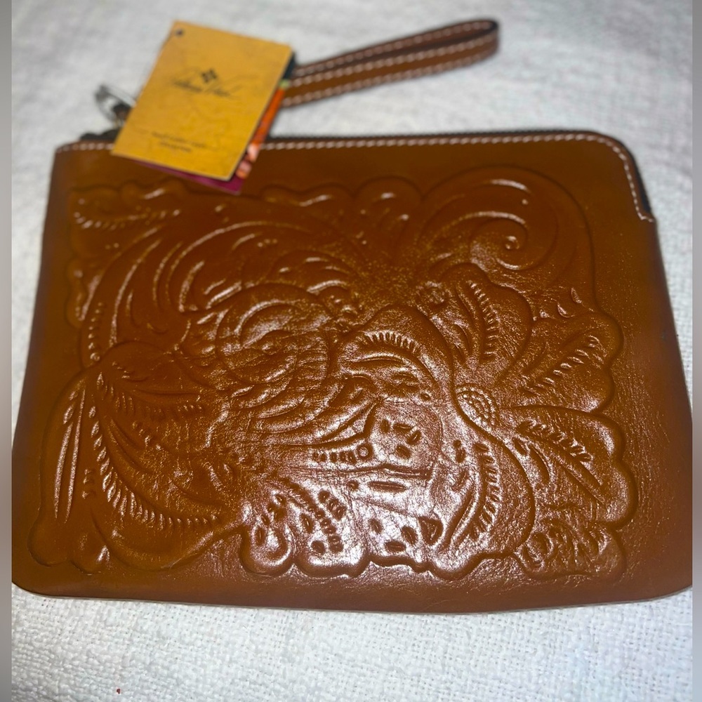 NWT Patricia Nash Wristlet